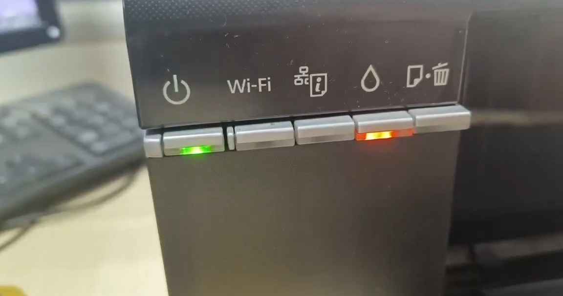 爱普生L805打印机故障灯交替闪废墨清零解决方案